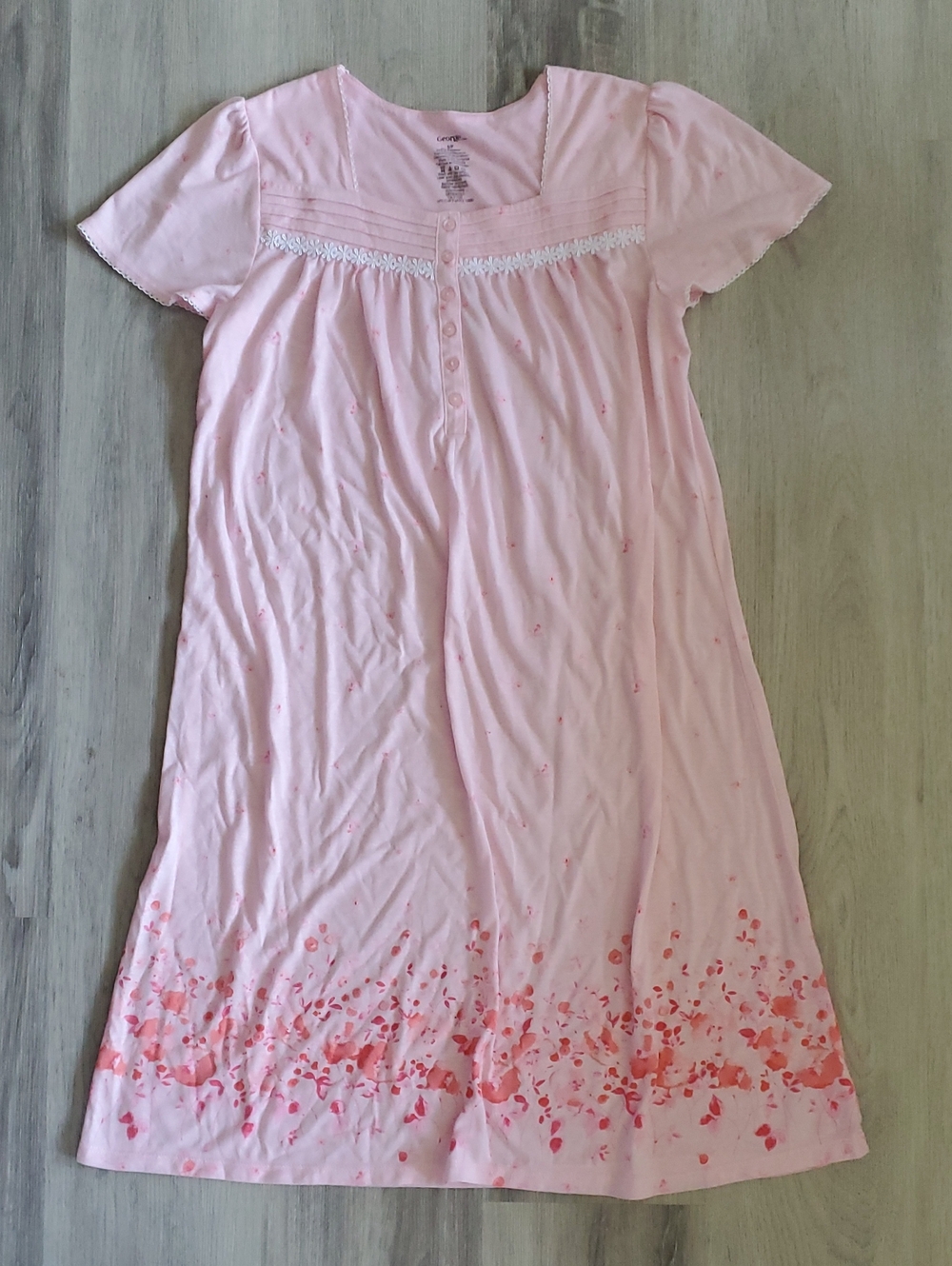 5/$35š Size S - Women's Pink Floral Button Front Nightgown - George